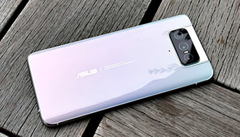 「ZenFone 7」が本日発売！　進化が“2度”おいしい新フリップカメラを検証