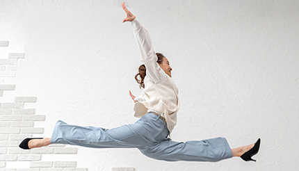 パンプスを快適に履ける！　ORiental TRafficから体操元日本代表田中理恵さん監修「跳べるパンプス」が発売！
