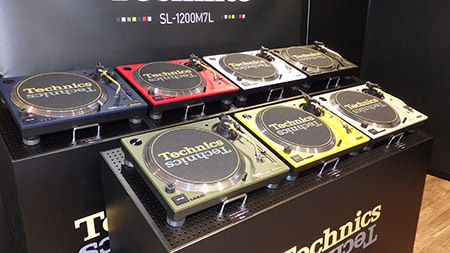 テクニクスのターンテーブル「SL-1200」シリーズ、50周年記念モデルで7