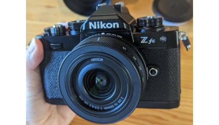 Nikon Z fc」でいつもの暮らしに新しい視点を。日常使いにちょうどいい