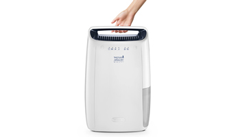 A4サイズでクラス最大級の除湿性能、デロンギの衣類乾燥除湿機 - BCN＋R