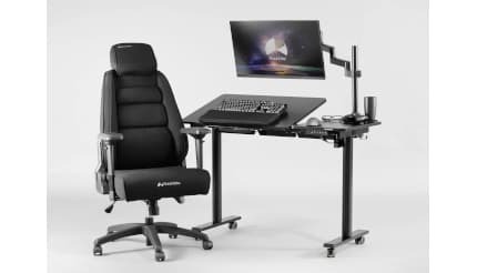 寝ながらゲームも創作も1台で完結！ 電動昇降×チルト×水平天板で姿勢