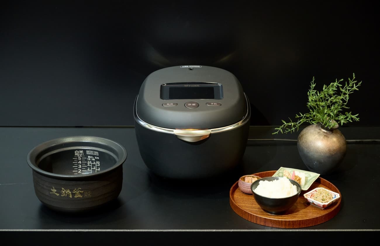タイガー魔法瓶が土鍋炊飯器発売20周年記念のフラッグシップモデルを