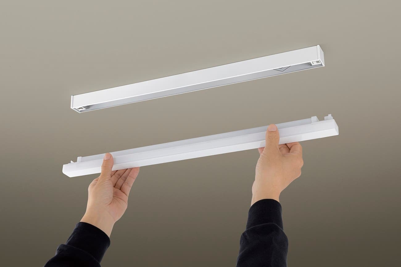 パナソニックのパルックLEDラインランプは直管形LEDランプを自分で交換